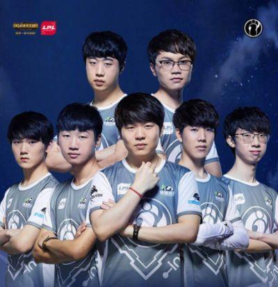 杯上的亮眼 杯上的亮眼