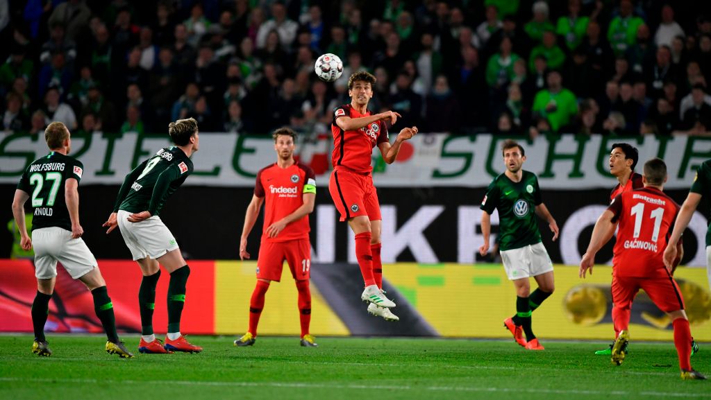 他似乎总差 他似乎总差